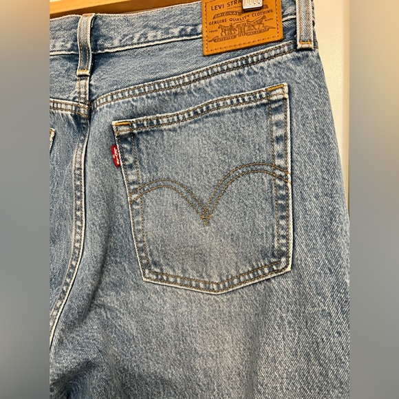 Levi’s Wedgie Straight Denim. Size 30 - Picture 3 of 7